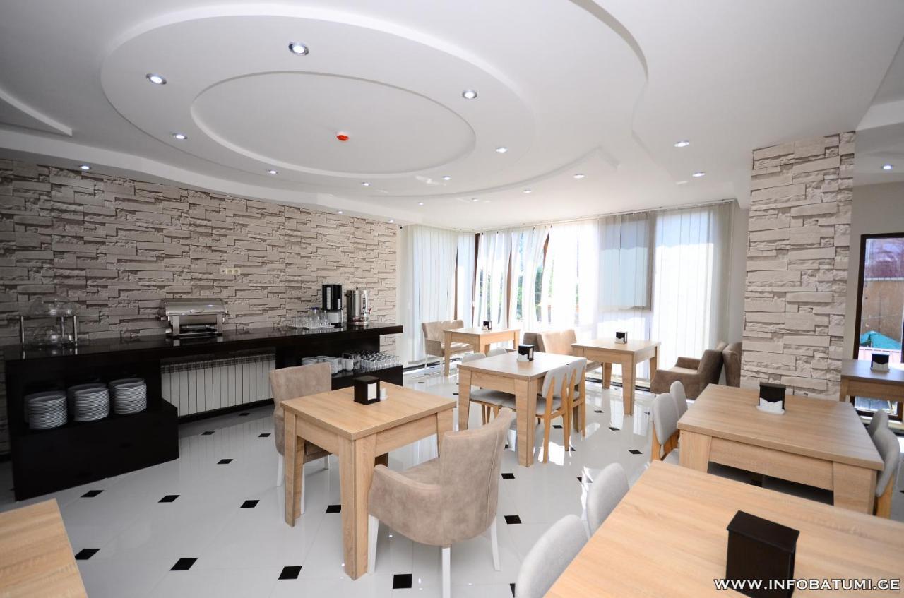 Hotel Dream Tower Batumi Exterior foto
