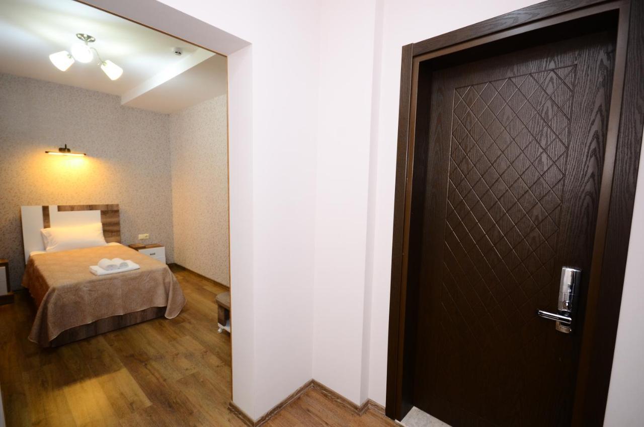 Hotel Dream Tower Batumi Exterior foto